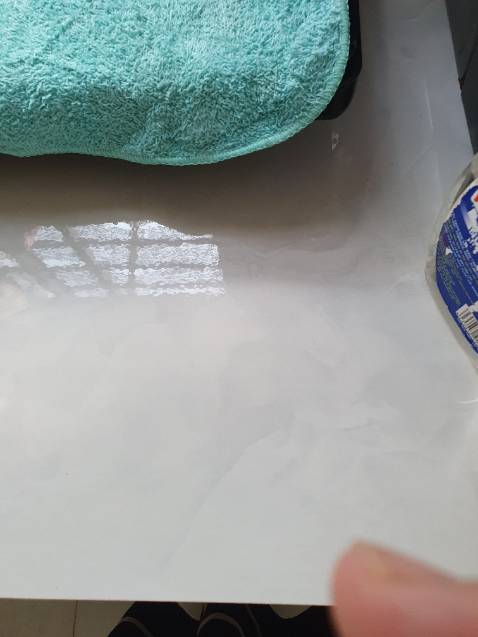 Hàng thương hiệu nên khâu đóng gói rất đẹp mắt và xịn xò.
- Ưu điểm: miếng lau lớn, dai, k bụi

- Nhược điểm: