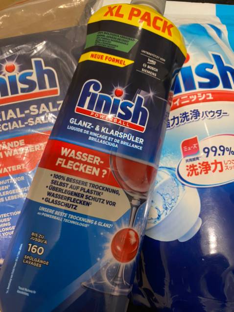 Bột rửa rất sạch, túi khá to rửa chắc 2-3 tháng mới hết, giá tính ra siêu rẻ luôn😁😁😄