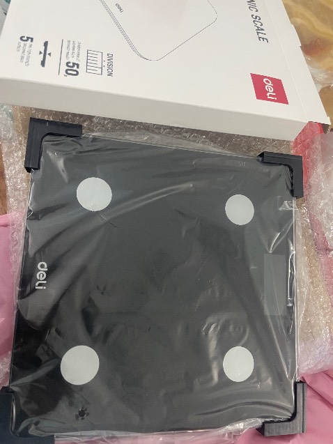 Cân đẹp. Đóng gói cẩn thận chắc chắn. Rất thích sản phẩm. Sẽ ủng hộ sbop lâu dài