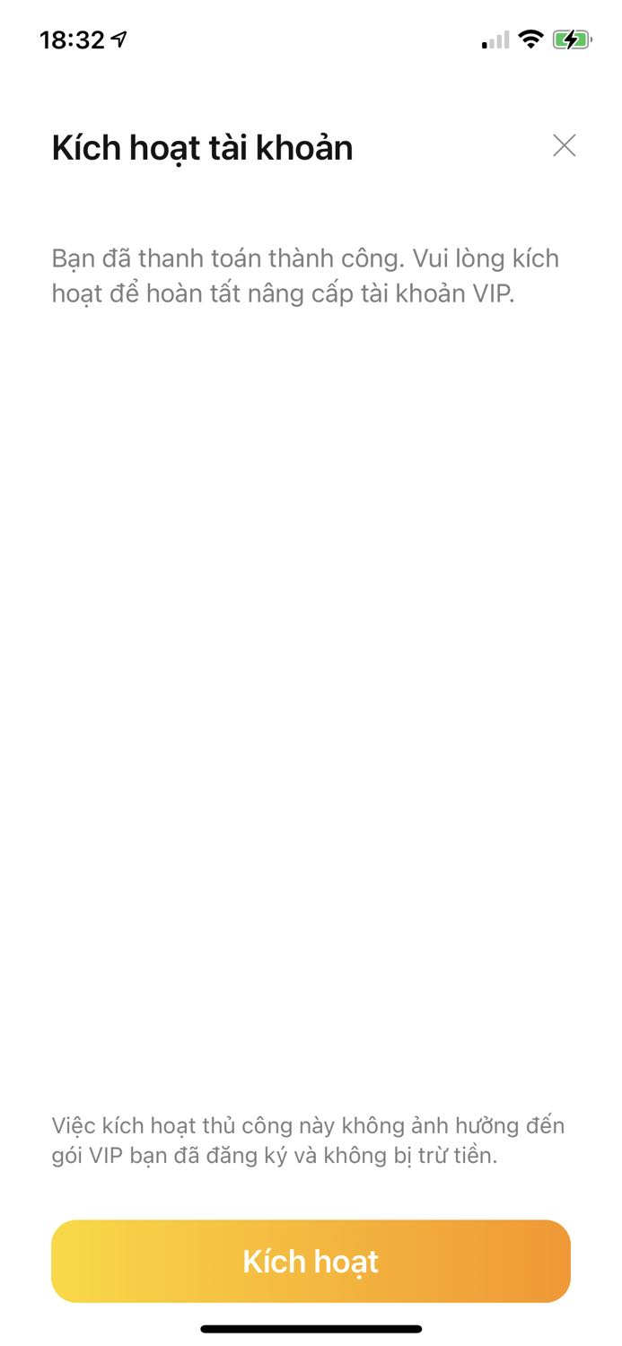 Sữa tắm thơm có cánh hoa hồng bên trong nên dùng khá là thích. Lưu hương cũng ổn. Chất gel đặc nên chỉ cần 1 lượng nhỏ, vừa đủ tắm toàn thân.