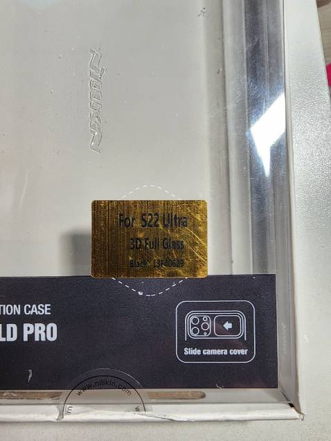 Mua màu xanh giao màu đen, không uy tín