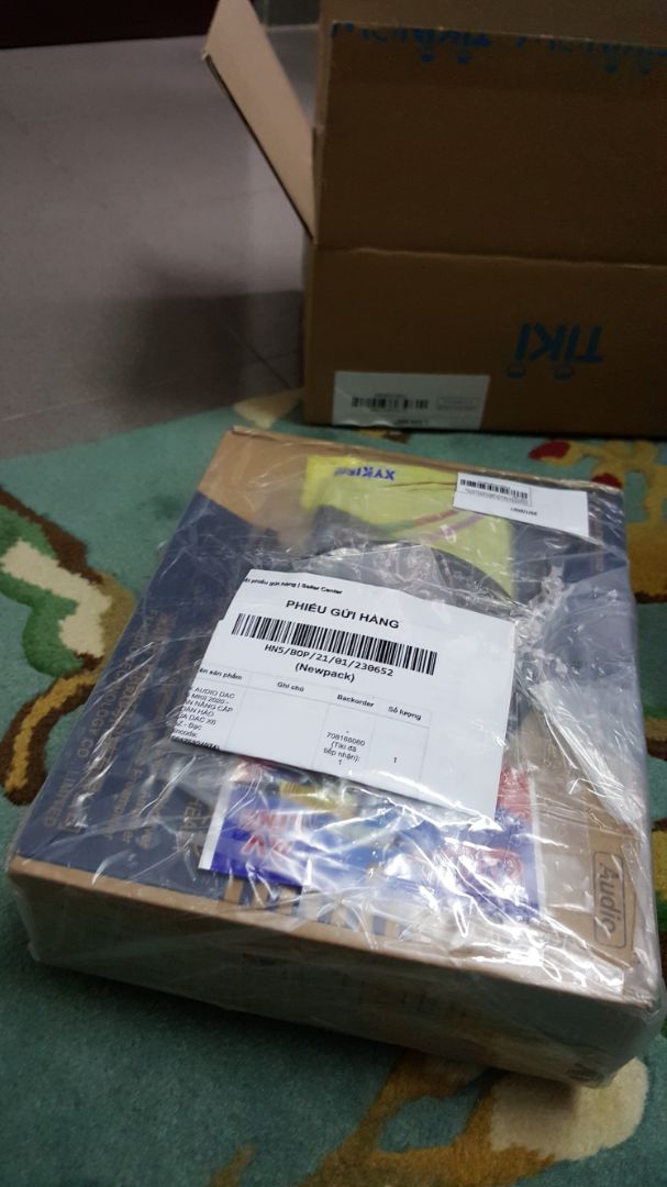 Tôi rất hài lòng khi đã *** sản phẩm. giao nhanh và rất chuyên nghiệp. hàng chuẩn, tiếc là Shop ngừng kd. cảm ơn TIKI và Shop.