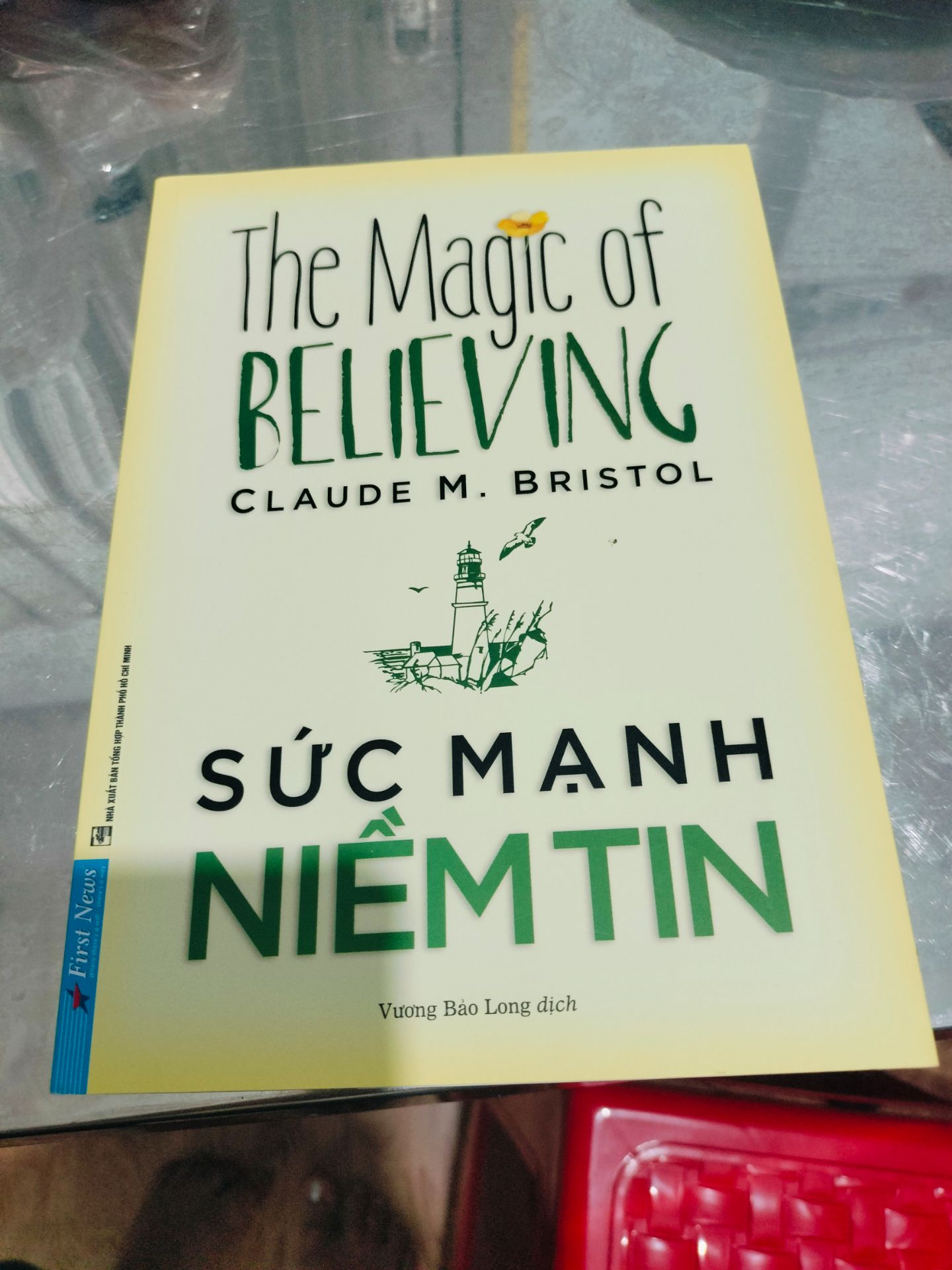 Sách chữ in to rõ ràng, đúng chính tả... Bìa và màu giấy tốt (y hình quảng cáo)