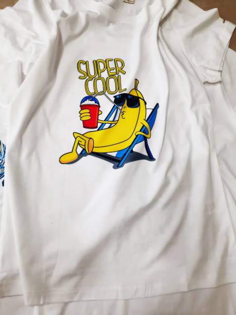 Hình in cute, rõ nét, không bị dính hay bong tróc. Đóng gói rất đẹp. Rất hài lòng.