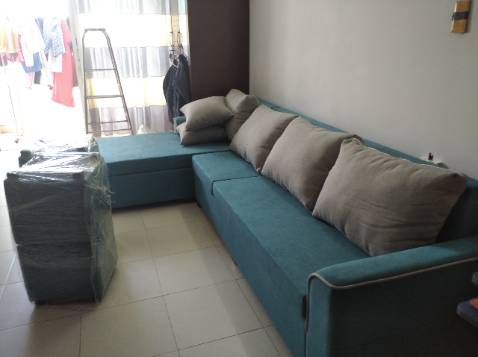 sofa đẹp,shop tư vấn nhiệt tình còn tặng thêm quà,giao hàng rất thân thiện và chuyên nghiệp đi đúng giờ KH hẹn,bưng bê lên tận lầu cao.