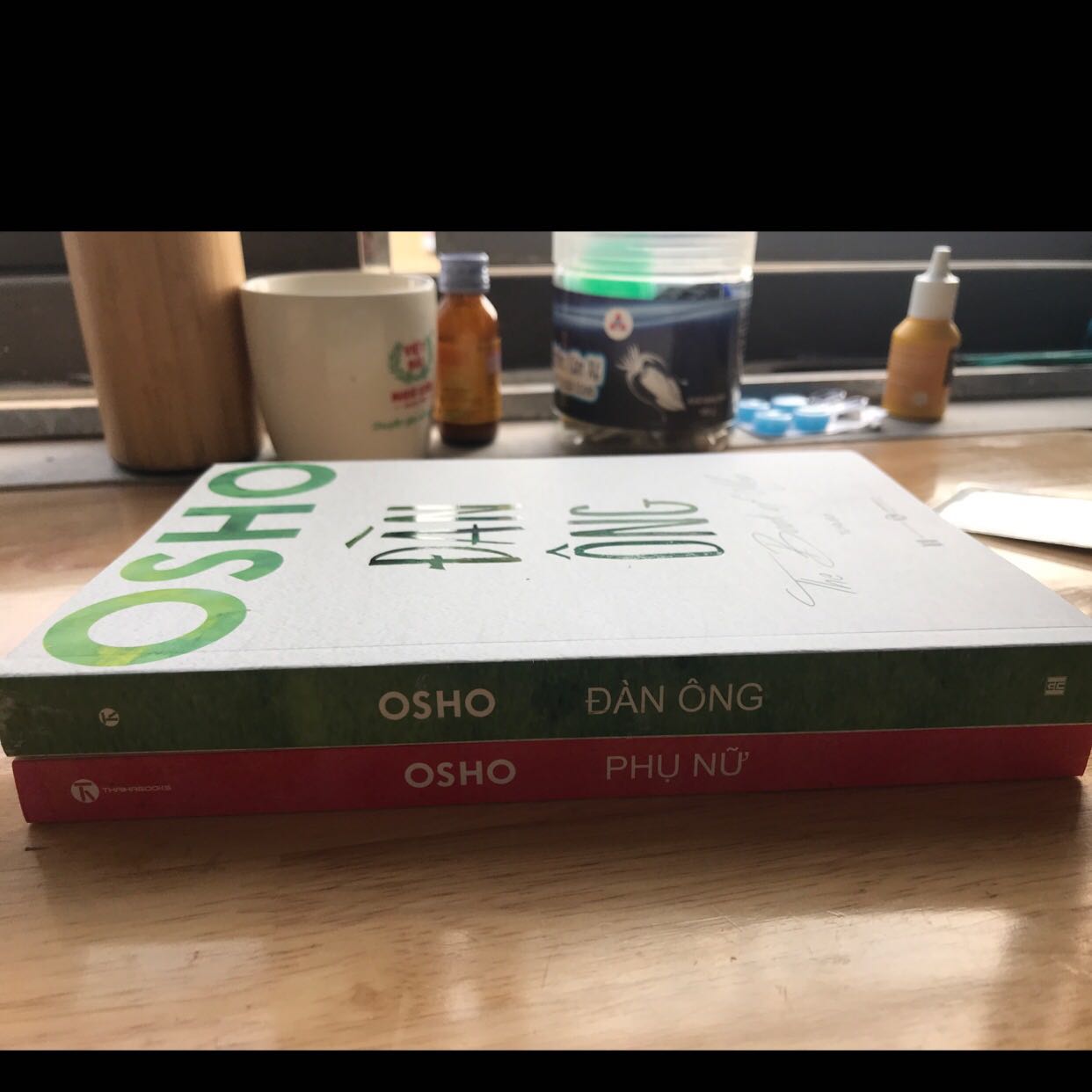 Mình chưa đọc nhưng vẫn đánh giá 5 sao vì chất lượng hàng tốt, giao hàng nhanh, đóng gói cẩn thận. Cảm thấy tiki làm hàng cẩn thận hơn trước. Mình rất ưng