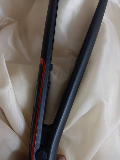 Chất lượng sp tuyệt vời, dễ sử dụng, ngon, bổ, rẻ. Ờ mây *** gút chóp shop..gói hàng cẩn thận 5 sao cho shop, giao hàng nhanh, giá cả hợp lý. Cách phục vụ của shop rất nhiệt tình và chu đáo. Hàng đẹp cute lắm. Máy nóng nhanh,kẹp không bị rỉ tóc, cầm rất chắc tay, thon gọn, còn điều chỉnh được nhiều mức nhiệt. Lần sau sẽ ủng hộ tiếp ạ