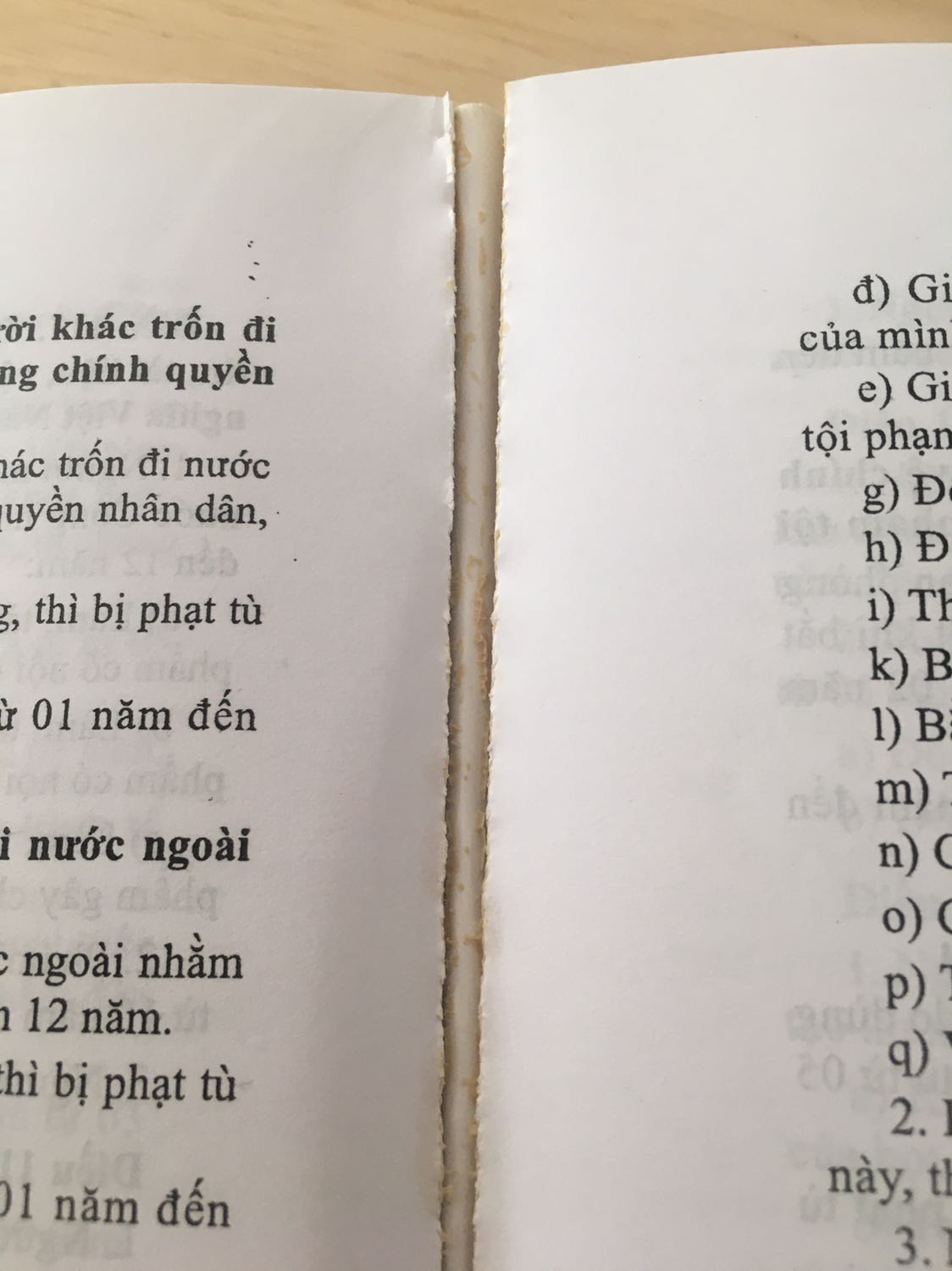 Mua sách nhiều lần tiki mà lần này thất vọng quá. Sách mua được vài ngày, giở ra xem được 2 lần mà tróc gáy sách hết. Để nghị Tiki giải quyết.