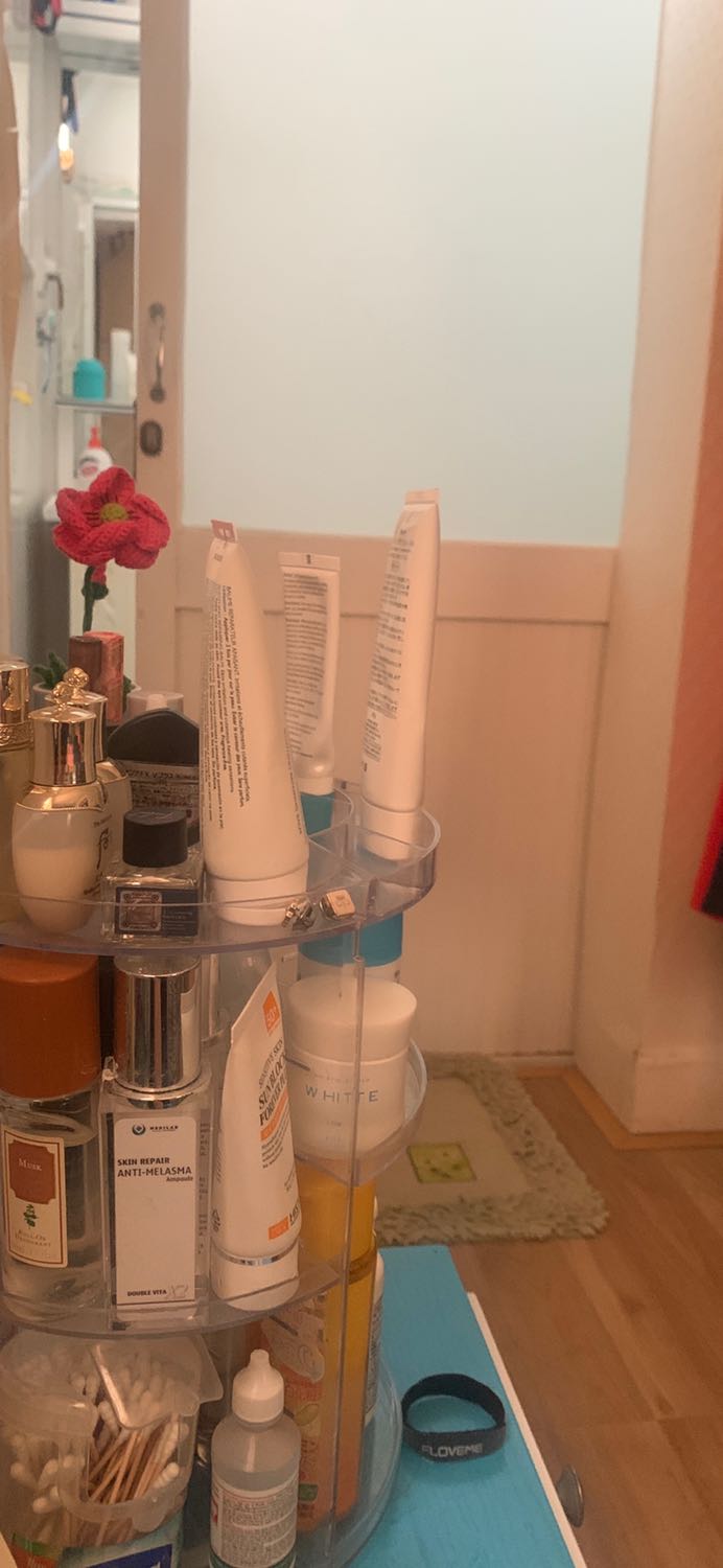 Sp đẹp như hình, nhưng nồi mỏng, k nấu được bếp từ, dễ trày xướt. 4 sao nhé, quên chụp hình sp.