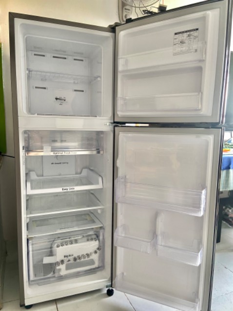 Xuất sắc Samsung. Giao hàng nhanh và thân thiện.