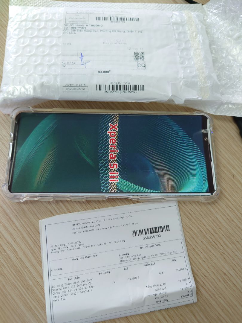 mua ốp 1iii mag giao ốp 5iii trong khi Sony 5iii thì giờ chưa bán trên thị trường, botay shop