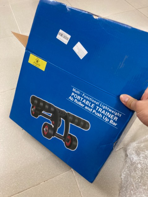 Giao hàng nhanh.
Nhứngao thấy ở ngoài ghi trong hộp gồm 3 món ( thêm cả phanh mà nhỉ?