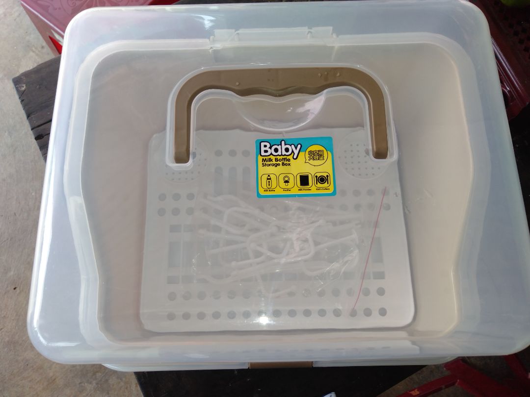 Đã nhận được hàng đổi trả của tiki. Lần này gói hàng cẩn thận hơn nên rất hài lòng. Sp đẹp y hình. Đề nghị tiki nên gói hàng cẩn thận hơn những hàng dể vỡ để khách hàng k cần phải đổi trả để đỡ phiền