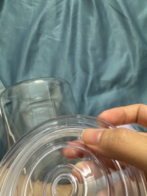 bị nứt nắp, xước nắp nhiều bị nứt nắp, xước nắp nhiều