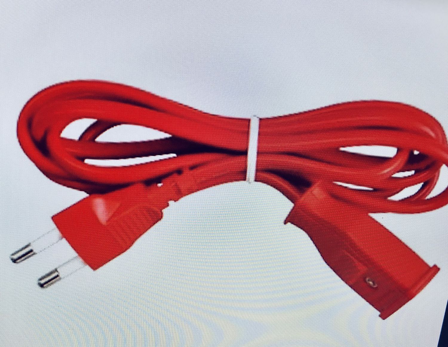 Dây điện tốt, chắc chắn. Shipper nhiệt tình, thân thiện.