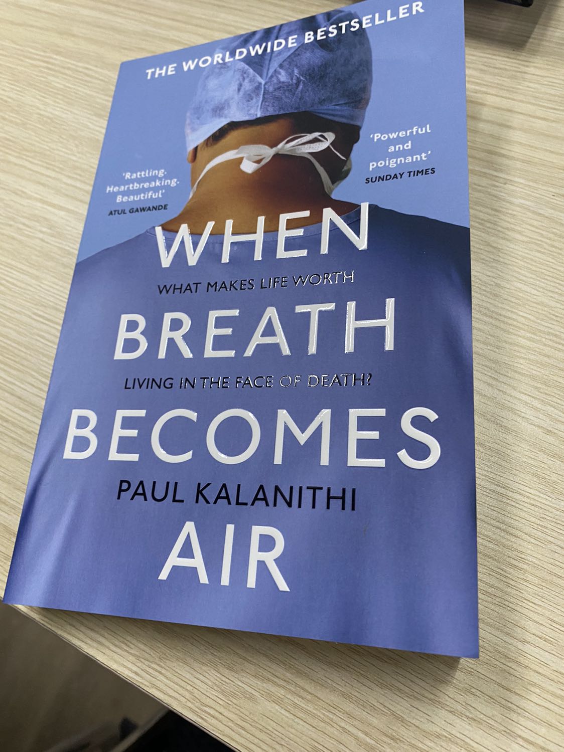 Sách hay, rất ý nghĩa, đáng đọc 1 lần trong cuộc đời. Sách đẹp , bìa đẹp, giấy tốt, vote 5s