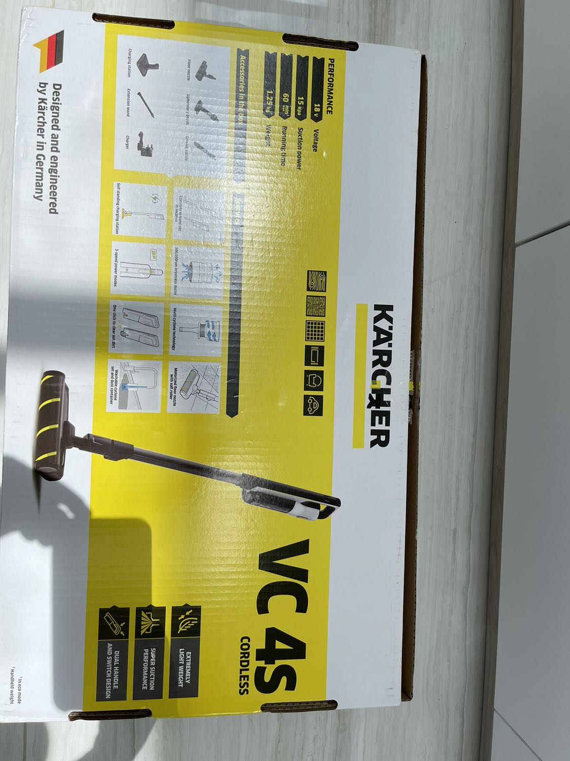 Hình thức đẹp, lắp đặt dễ dàng, phụ kiện đầy đủ, đóng gói cẩn thận, đang sạc chưa sd nên chưa đánh giá chất lượng.