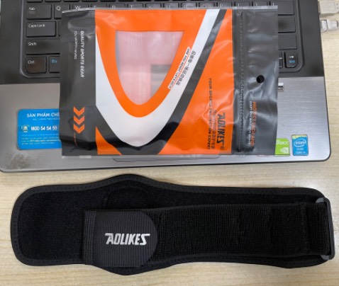 Nhìn chung hàng đẹp, chất lượng ổn. Tuy nhiên phần quấn ngoài bị xước một ít, nhìn mất đẹp