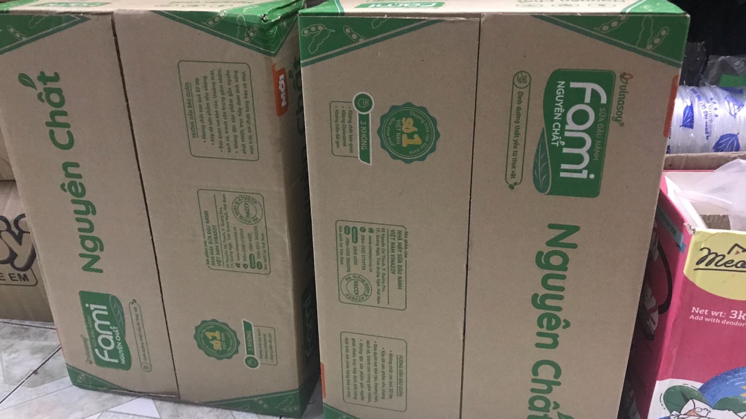 Giao hàng siêu nhanh. Hôm qua đặt mà hôm nay m4 đã được giao luôn rồi ạ. Hihi. Hàng được bọc nilong kỹ càng. Shipper giao hàng tốt ạ. Giao hàng siêu nhanh. Hôm qua đặt mà hôm nay m4 đã được giao luôn rồi ạ. Hihi. Hàng được bọc nilong kỹ càng. Shipper giao hàng tốt ạ.