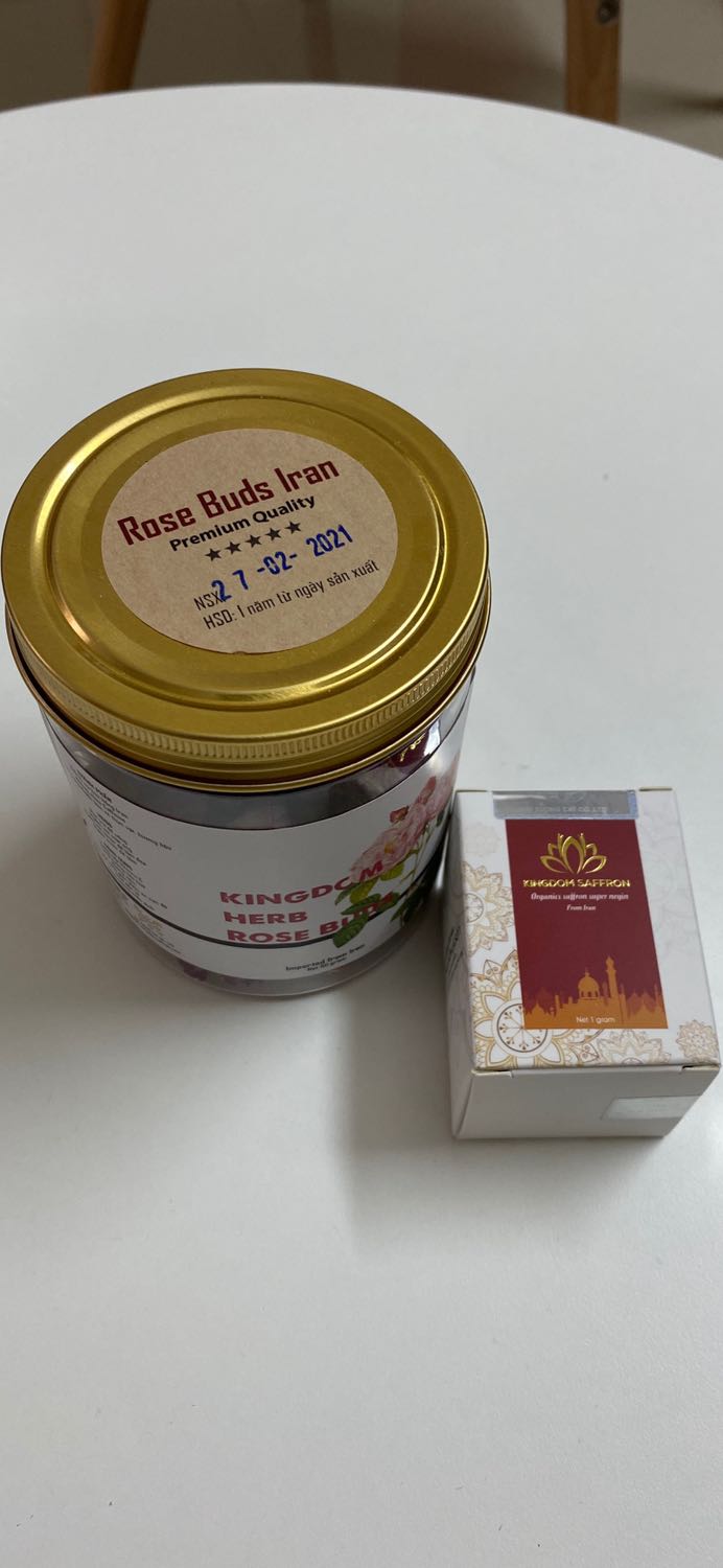 Mua combo giá tốt hơn nè, thích nhất là nụ hoa hồng và sợi saffron vẫn chất lượng như những lần mình mua trước đó, ko 1 chút vụn lun, hdsd đầy đủ, đóng gói rất kỹ, xứng đáng 5 sao