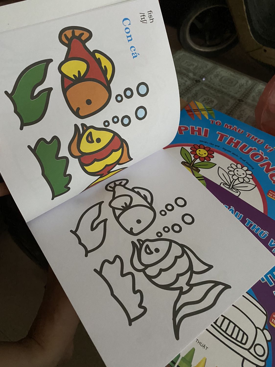 Tiki giao trong ngày rất nhanh, đóng gói cẩn thận, sách đơn giản phù hợp trẻ 2-3 tuổi