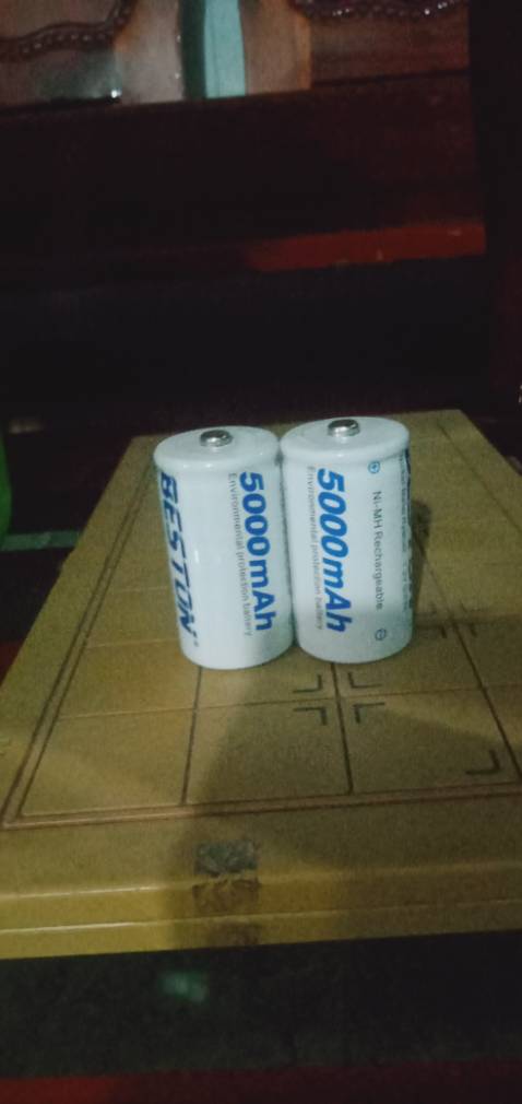 Không có dây sạc như quảng cáo