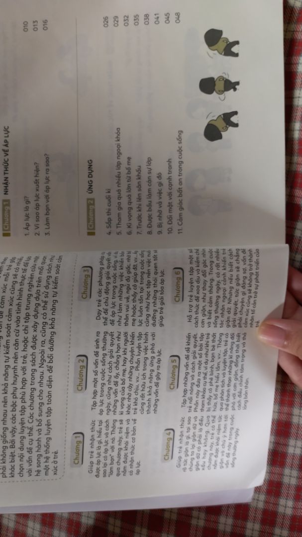 sách bị cong bìa