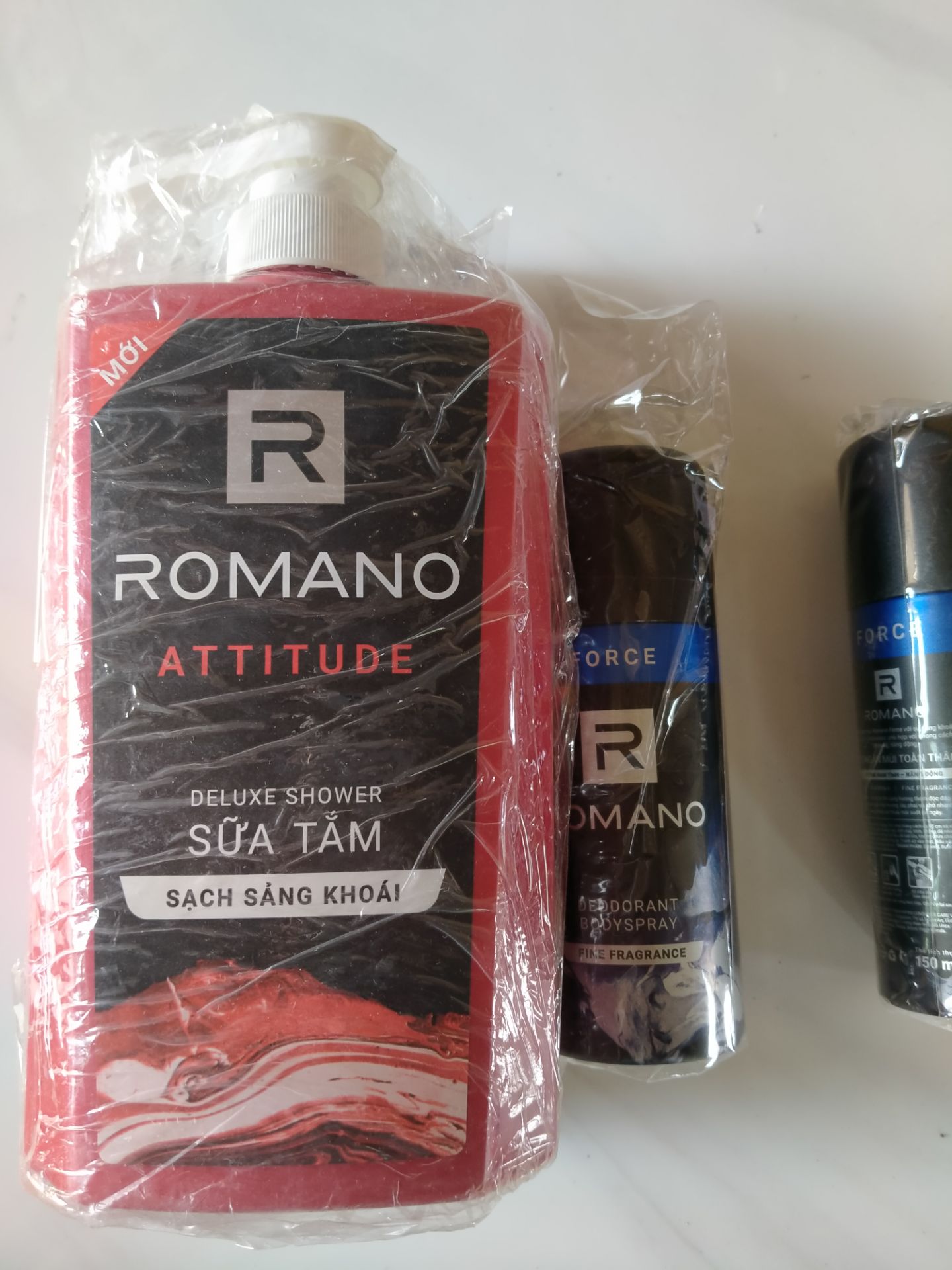 hàng ok không pít sài thế nào. gử hàng nhanh nữa là tuyệt vời. chờ khuyến mãi của shop nữa.