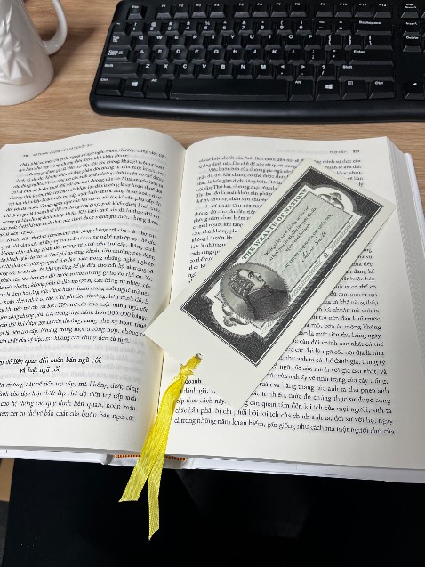 Sách giao nhanh
Bìa đẹp chất lượng giấy in tốt
Quá tuyệt vời