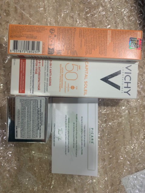 Hàng đủ tem nhãn phụ, đóng gói cẩn thận, giao hàng nhanh. Hài lòng nha