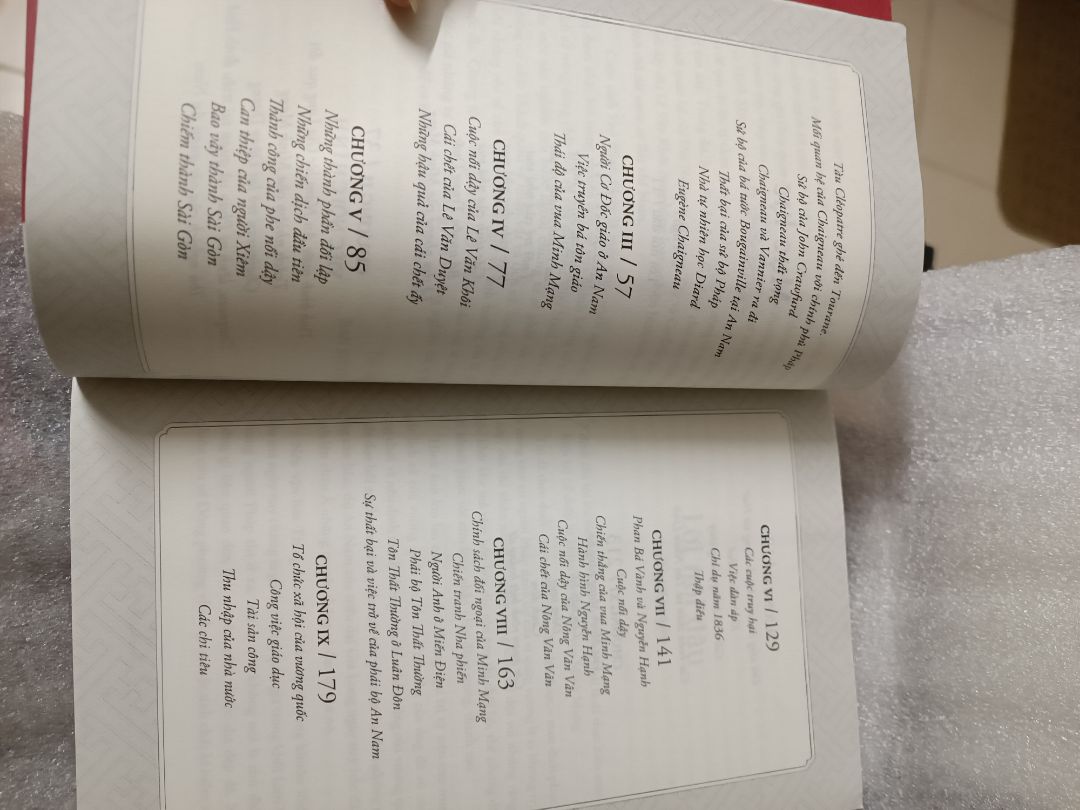 chưa đọc nhưng thấy chất lượng sách ok. chứ bên fahasa giao cho mình cuốn lịch sử văn minh ả rập, chắc chắn là sách cũ
