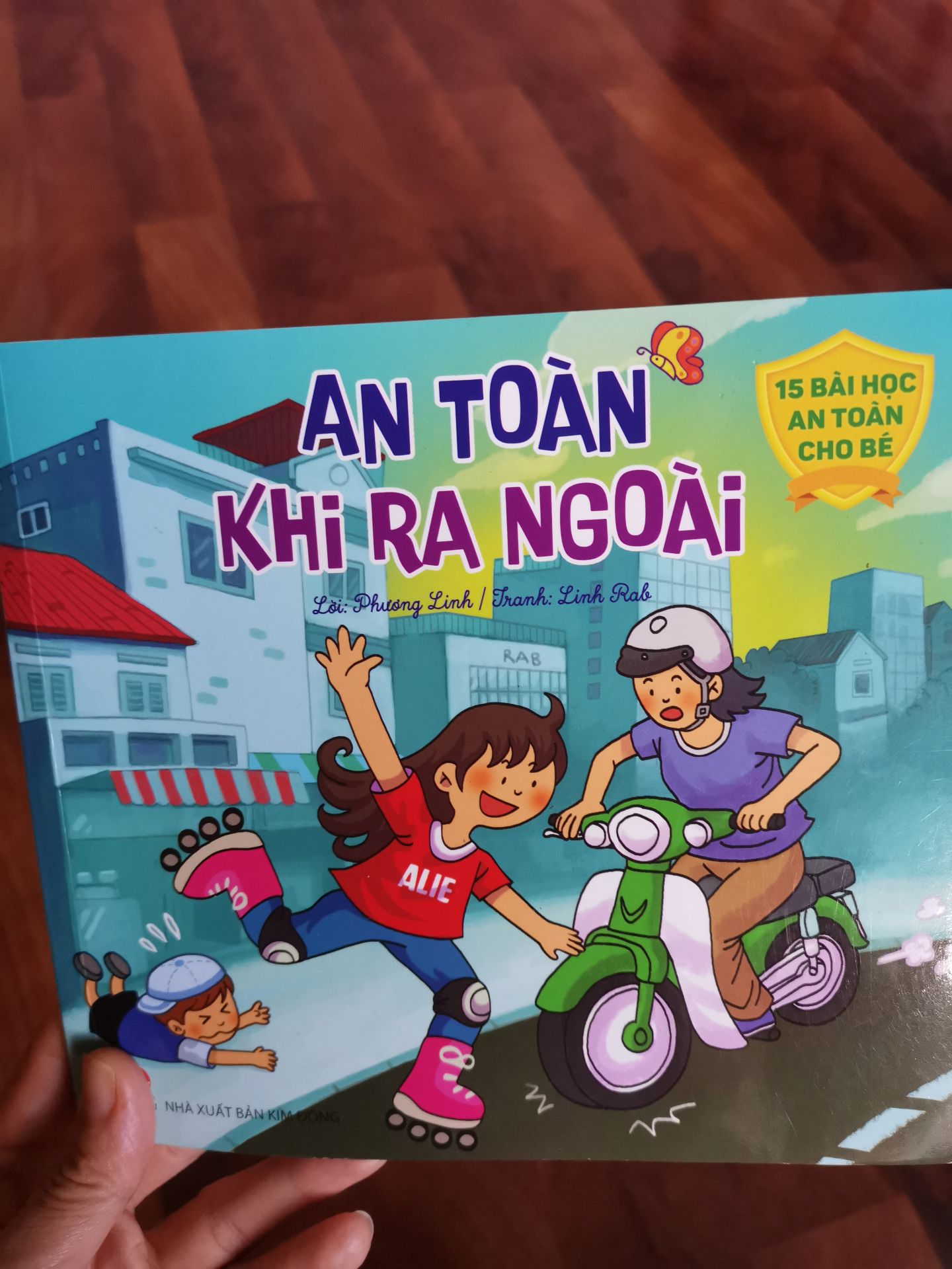 Bé nhà mình rất thích