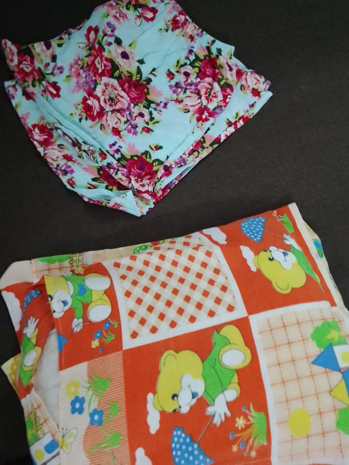 sản phẩm giống mô tả , vừa vặn , thun nhẹ mát . Shop đóng gói cẩn thận , giao hàng nhanh