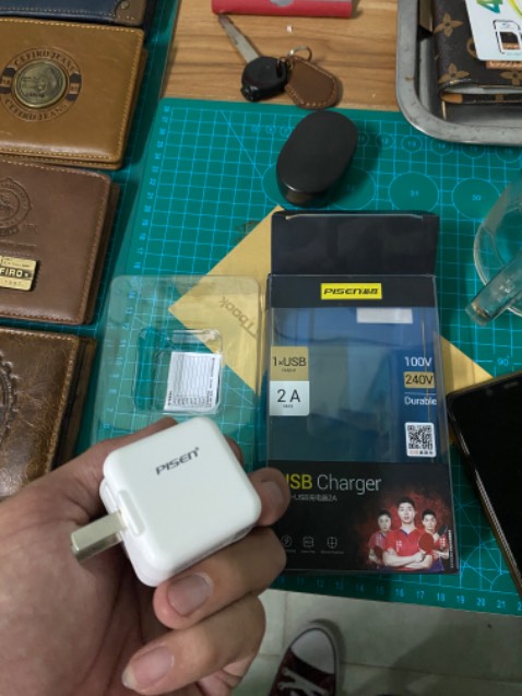 Sạc nhanh, ko nóng, thiết kế đẹp tốt. Đã mua 2 cục ok lắm