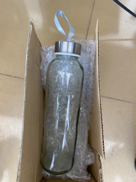 Hàng gói cần thận, đúng mẫu, giao đúng hạn, thuỷ tinh khá dày, độ bền thì chưa biết thế nào