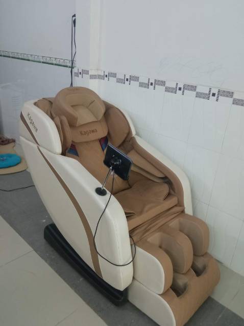 Shop vận hành qua hình thức nhà bán hàng tự vận chuyển nên rất nhiệt tình trong khâu hướng dẫn và lăp đặt. 5 sao cho dịch vụ
Máy massage ngồi êm, sẽ cho bố mẹ mình sử dụng một thời gian rồi quay lại đánh giá sau cho m.ng