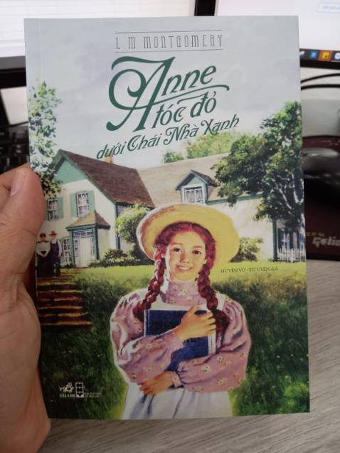 Giao hàng nhanh
Sách mới nguyên
Nhân viên giao hàng lịch sự, nhanh nhẹn.
Chưa đọc chưa nhận xét nối dung được.
Đóng gói chỉ có hộp, ko chèn, may mà ko chuyển xa nên sách ko sứt mẻ gì.