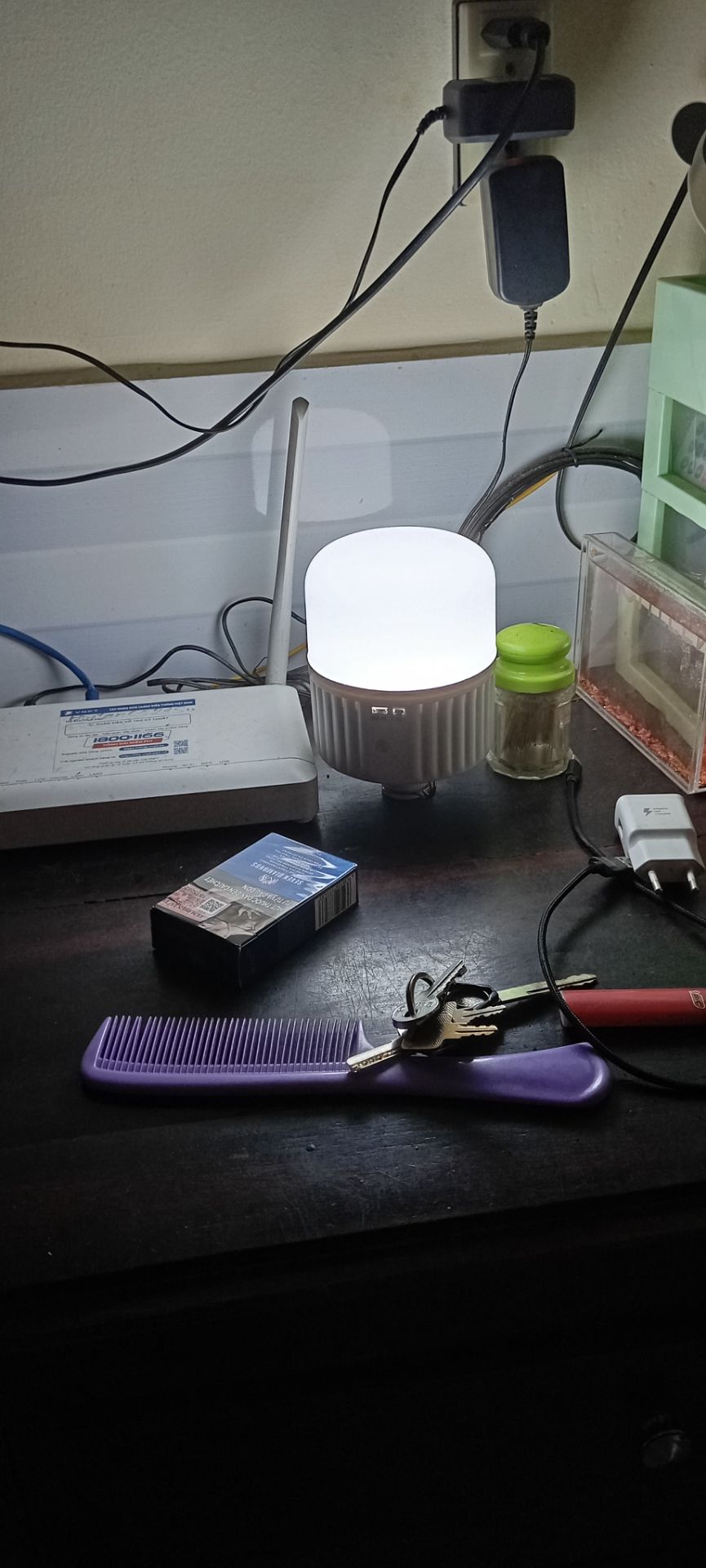 Hai sản phẩm, một hoạt động, 1 không hoạt động