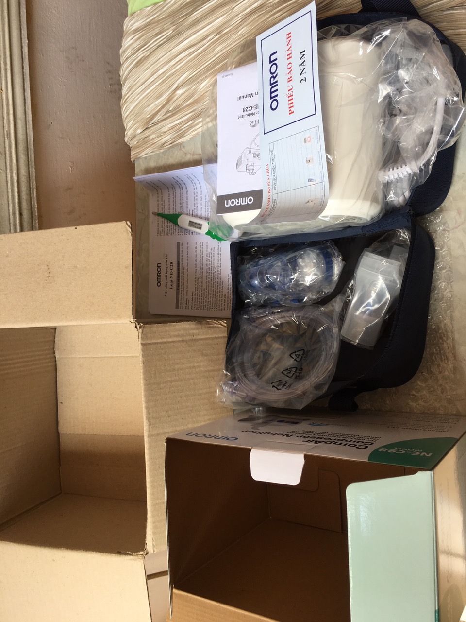 Cám ơn shop đã bán sản phẩm quá tuyệt vời và giá rẻ hơn thị trường, giao hàng cực nhanh, máy chạy êm, không ồn như những máy khác,hơi ra mạnh.Nói chung rất ok, còn độ bền thì sử dụng mới bik đc , trước mắt toàn bộ Ok rất hài lòng