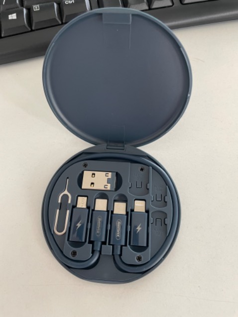 giao hàng nhanh *** cổng sạc oke truyền được dữ liệu bình thường ai dùng 2 máy androd và iphone cùng lúc thì nên sắm bộ này giao hàng nhanh *** cổng sạc oke truyền được dữ liệu bình thường ai dùng 2 máy androd và iphone cùng lúc thì nên sắm bộ này