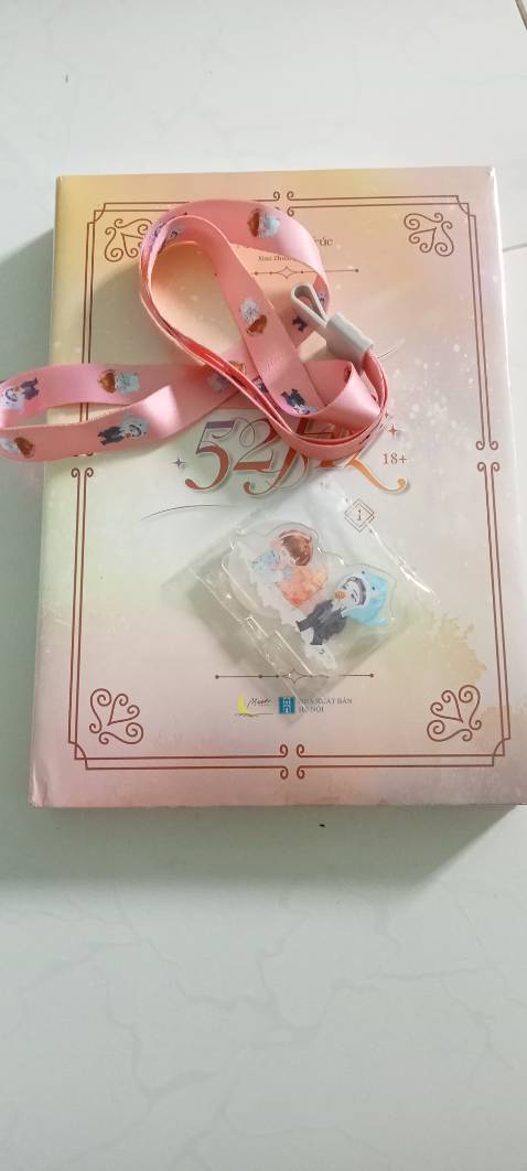 Truyện xinh, đẹp vận chuyển nhanh nhưng có cái về bị móp