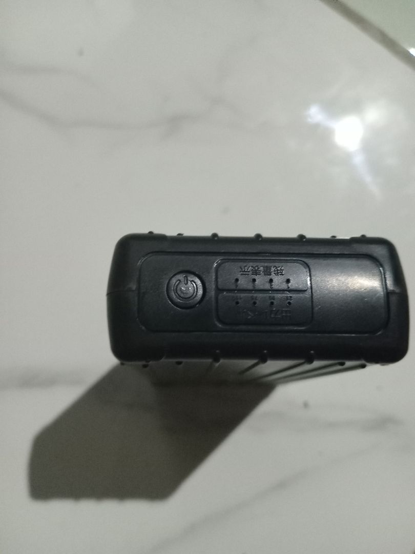 Áo tạm được. hư ko bảo hành. vĩnh biệt shop. ko bao giờ mua bất cứ sản phẩm nào của shop này nữa. nhưng vẫn chờ 5sao.mọi người nên mua shop khác để được bảo hành