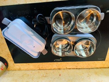 Hộp cơm rất tiện lơin cho những ai mang cơm đi làm, hâm nóng nhanh, hộp cơm k bị hơi nhựa. chất lượng tốt. shop gói hàng đẹp kĩ, giao nhanh