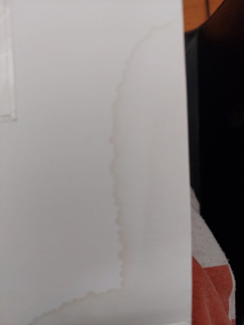 sách vận chuyển về đóng gói sơ sài hộp hàng còn bị bục nx ạ kiểu nhue bị khoét ,sách bên trong thì cảm giác bị cũ