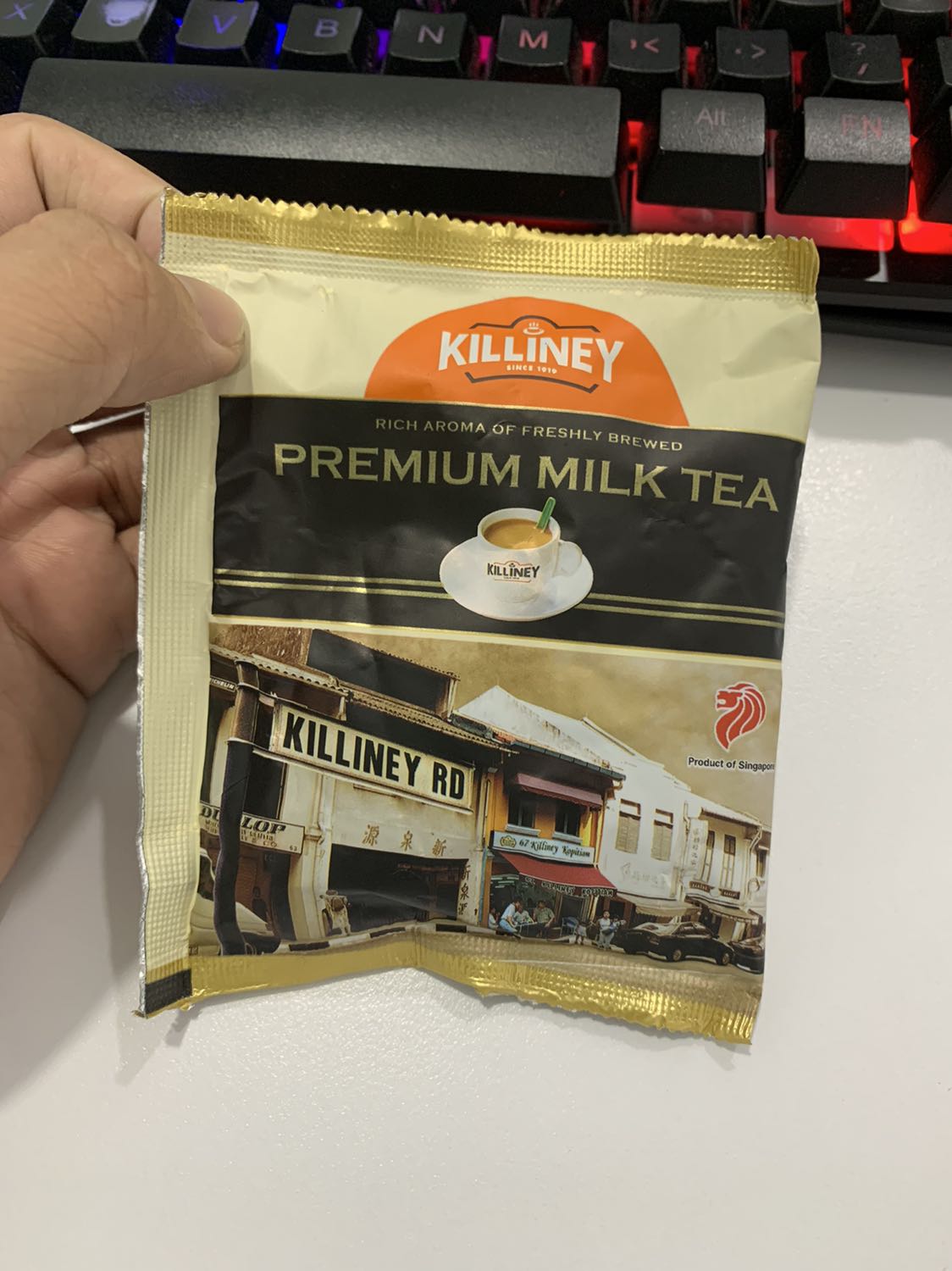 Mùi trà đậm và thơm, độ ngọt vừa phảic đặc biệt là mùi sữa không cảm thấy ngán. Uống nóng sẽ ngon hơn nha mọi người 🙏