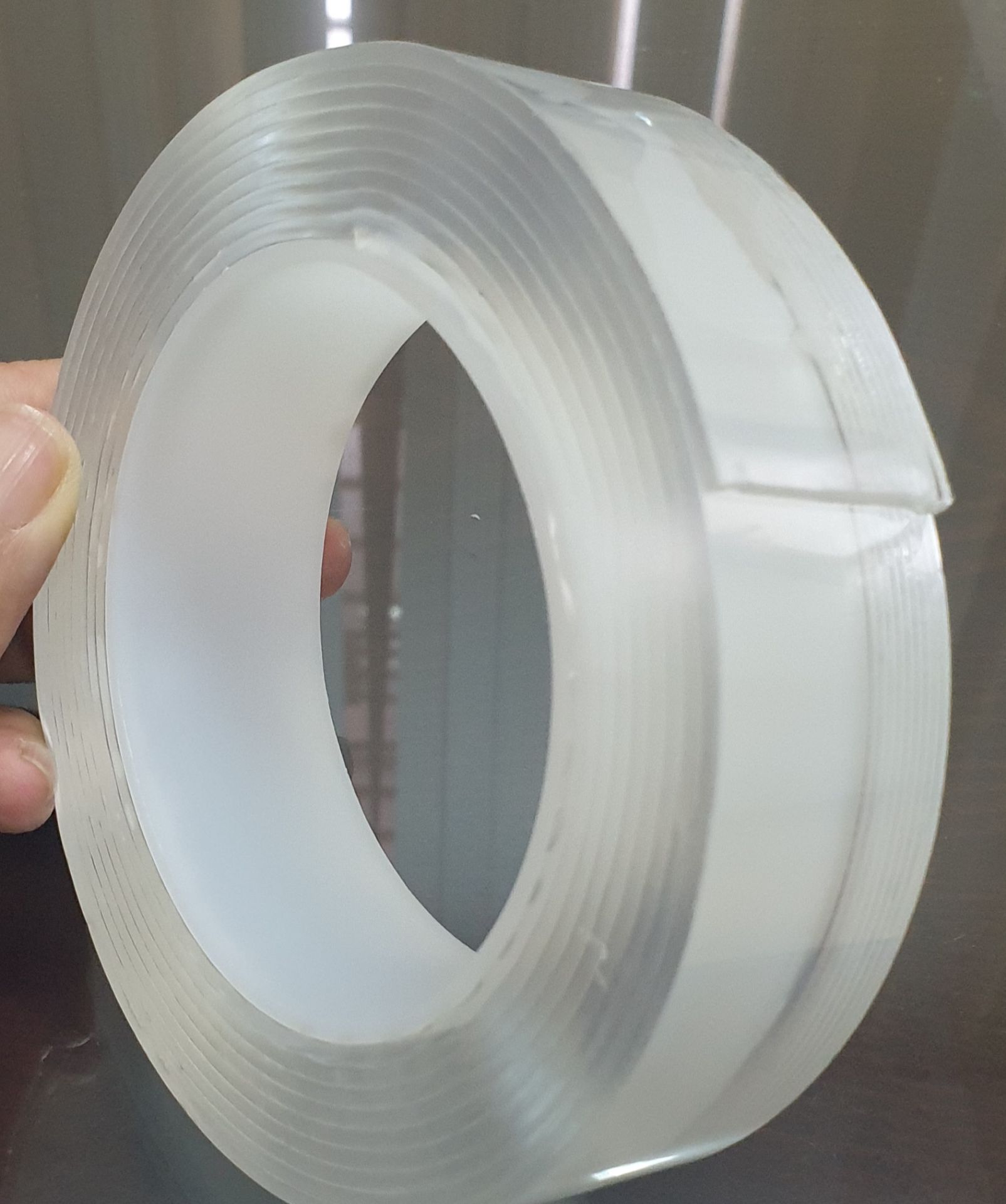 giao nhanh lắm, băng keo trong nhìn rất sạch, siêu dính, dễ dùng.
bị nghiện tiki mất rồi ???