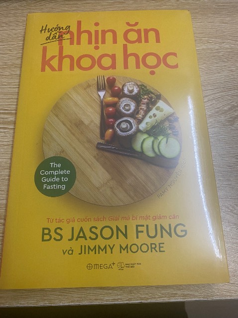 Sách mới còn nguyên màng bọc