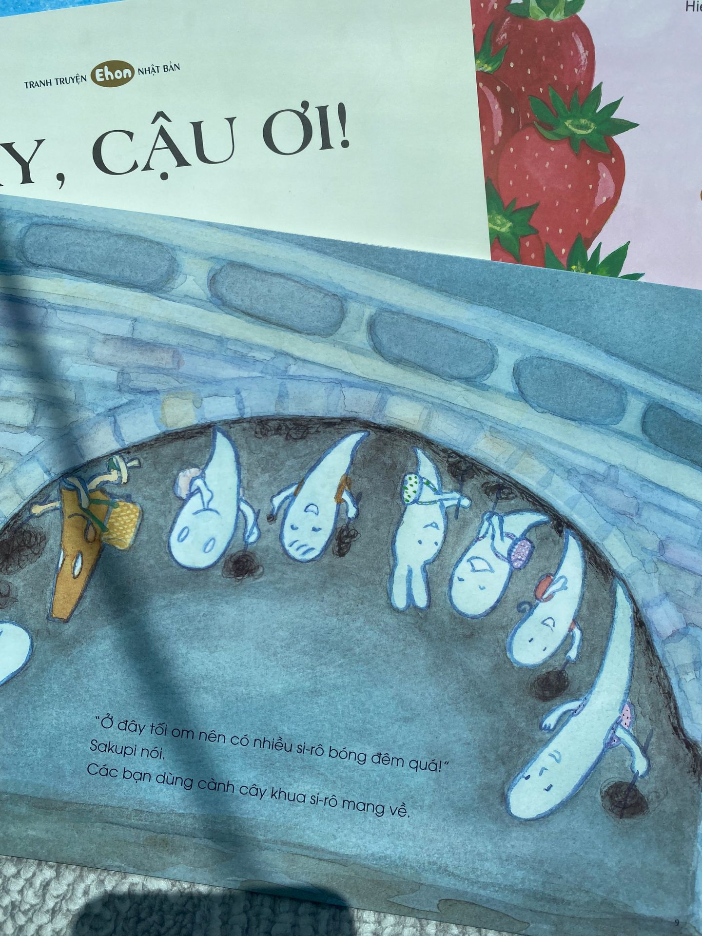 ngạc nhiên vì con mình không thấy sợ cuốn này mà còn hỏi lại bố mẹ kĩ hơn về các bạn ma