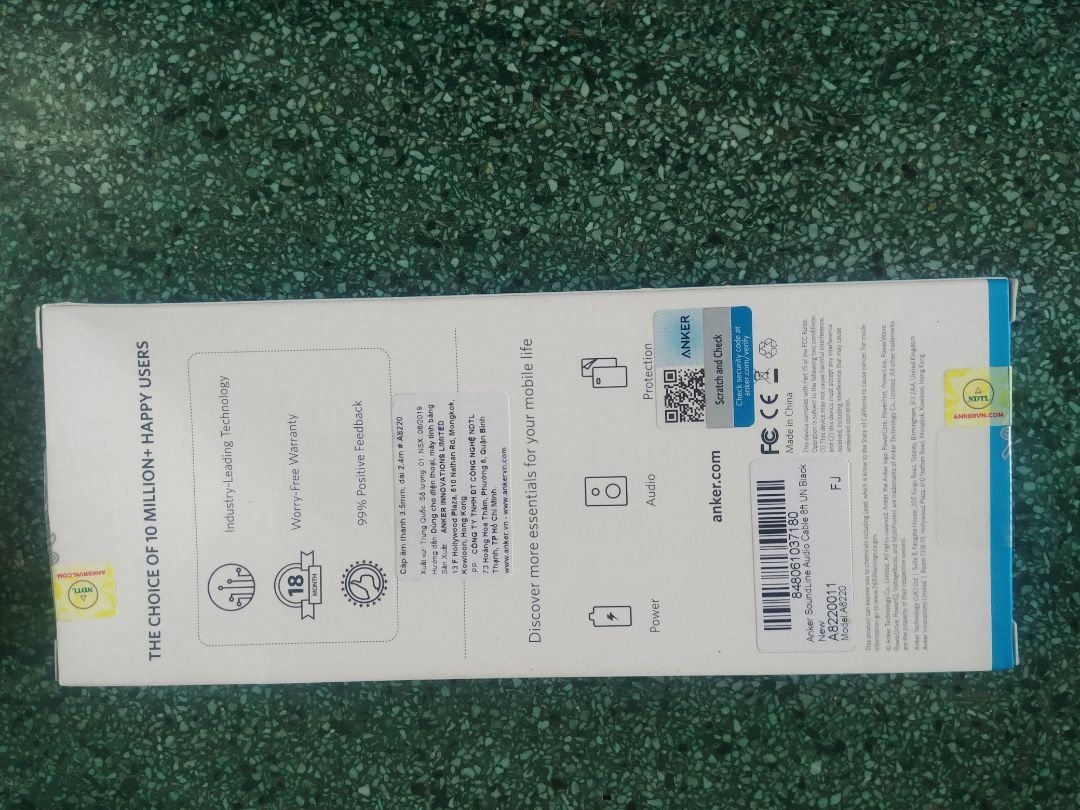 giao hàng nhanh.sản phẩm ổn. nhưng khâu vận chuyển hơi tệ nha: hộp móp méo, có dấu hiệu bị ướt. cũng may là sản phẩm bên trong không sao