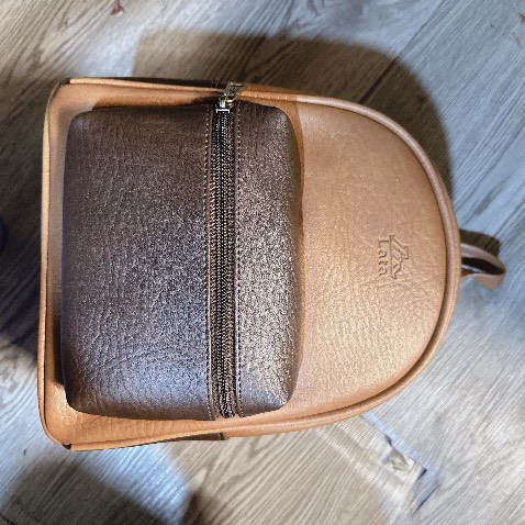 Ngoài nhìn xinh lắm lun á shop nên mua nha